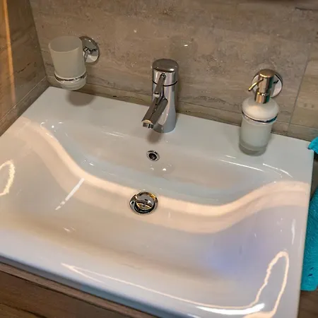 Apartments Vita * ザダル