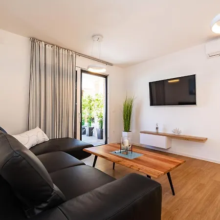 Apartments Vita アパート